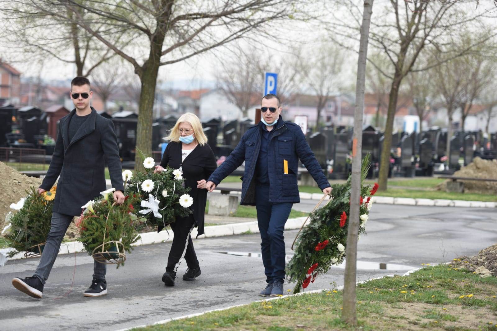 jelena marjanovic pomen zoran marjanovic groblje ubistvo pevacice