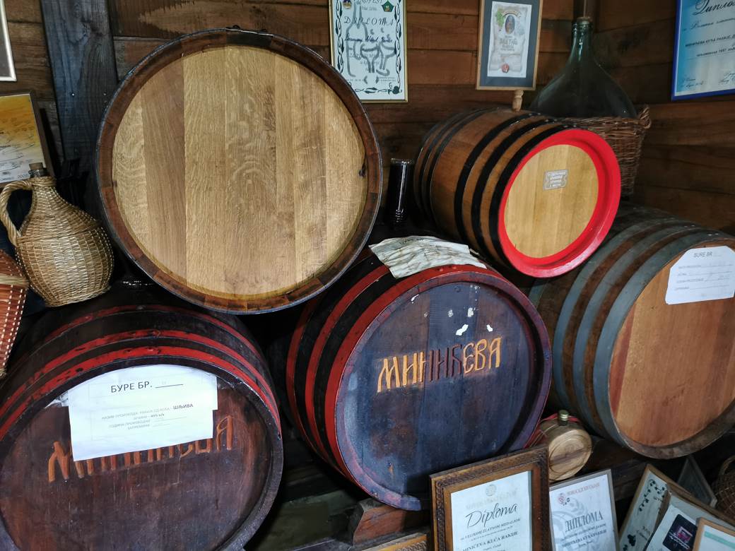 srpska rakija sljivovica muzej fotografija