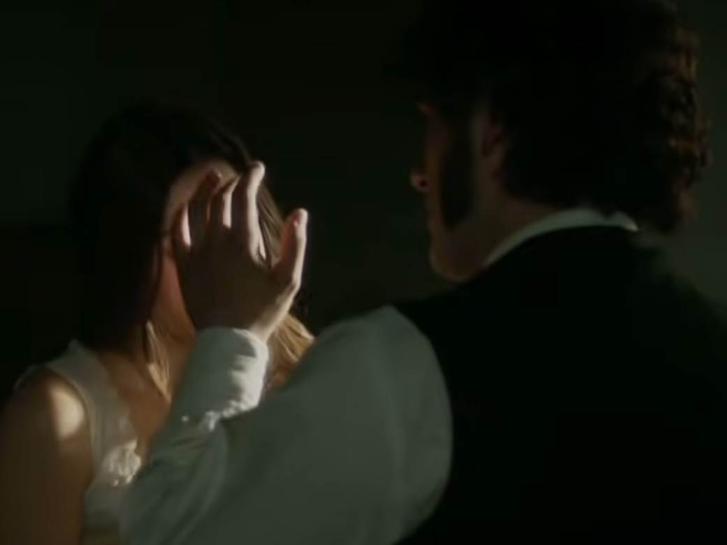 elizabet olsen vredja srbiju tom felton tvit o srbima ucio jezik