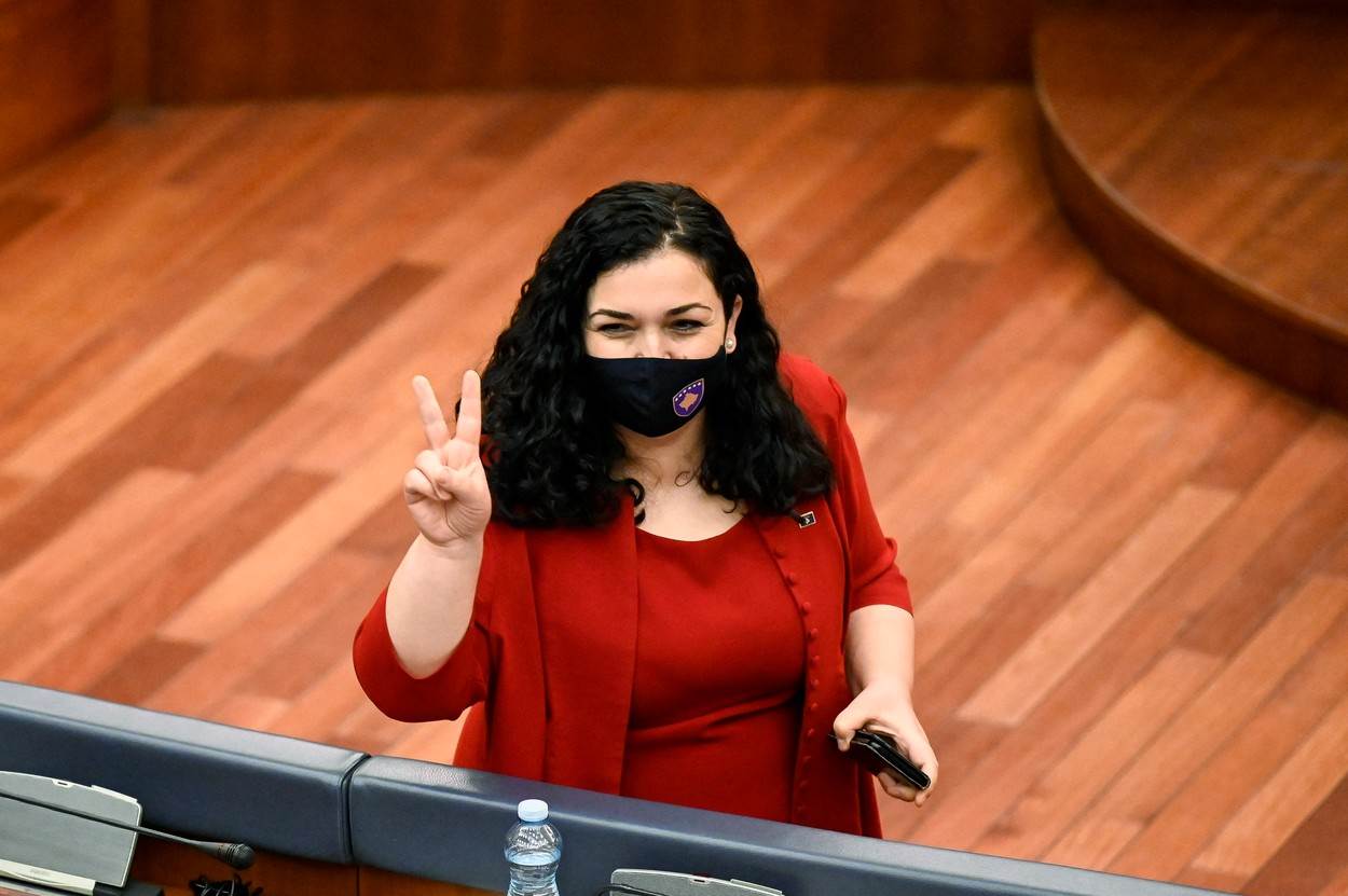 vjosa osmani predsednica kosovo cestitka dritan abazovic