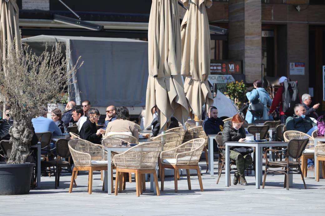 pune baste kafica u beogradu