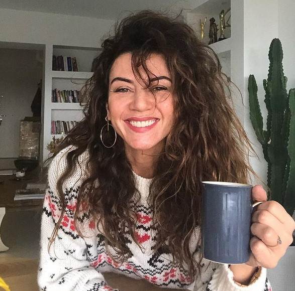 gokce bahadir prevarila supruga sa svekrom