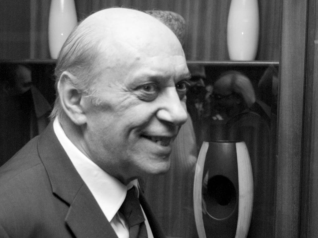 predrag zivkovic tozovac komemoracija kombank dvorana