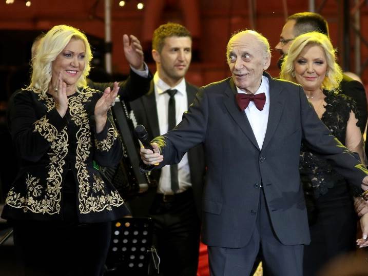 Ovako izgleda unuka Predraga Živkovića Tozovca