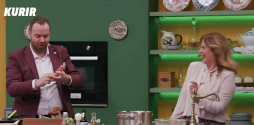 majke i snajke 12 epizoda seka gadja rasu paradajzom foto