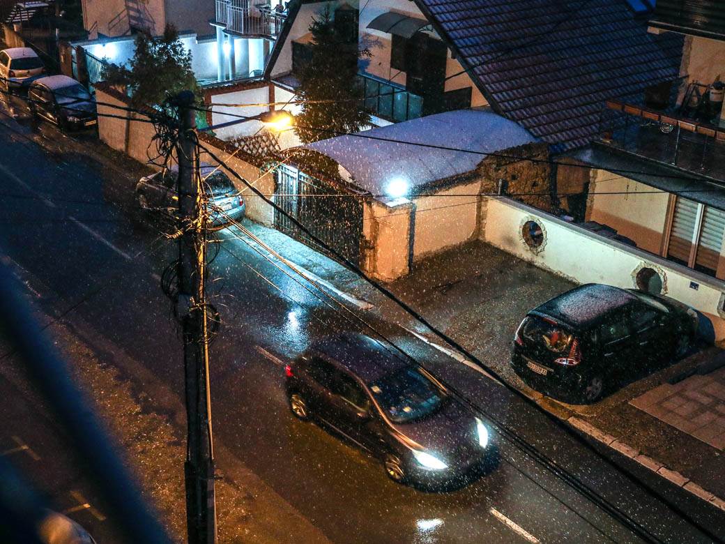 sneg beograd april vremenska prognoza zahladjenje padavine u srbiji fotografije