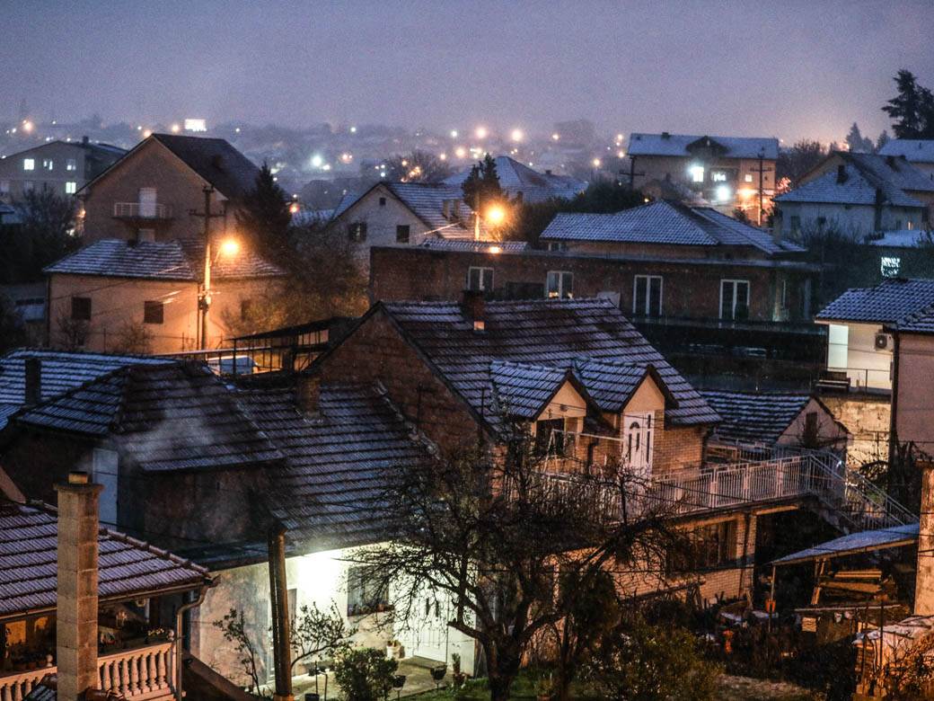 sneg beograd april vremenska prognoza zahladjenje padavine u srbiji fotografije