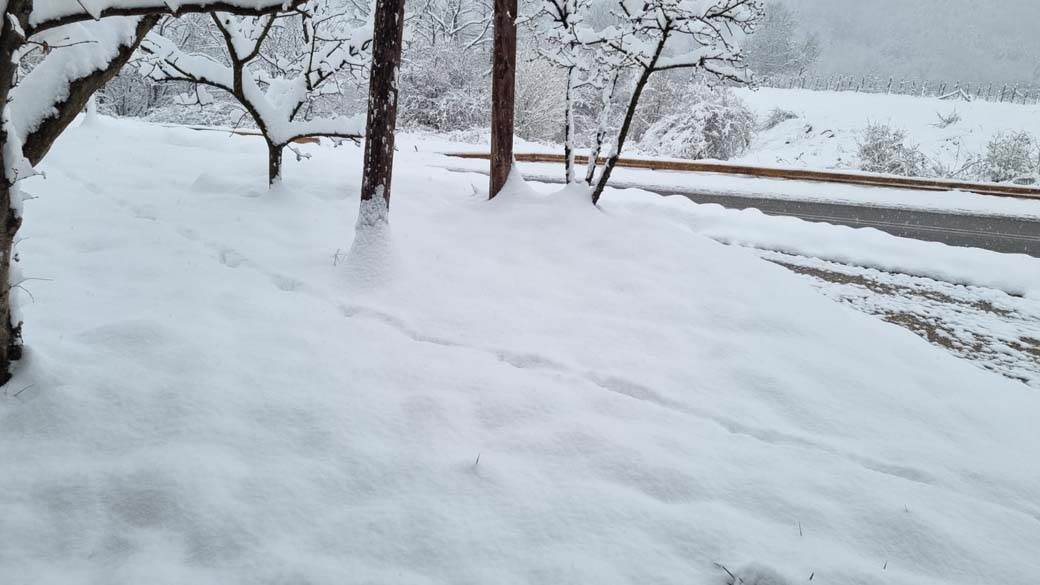 ivanjica nova varos zapadna srbija april sneg foto video