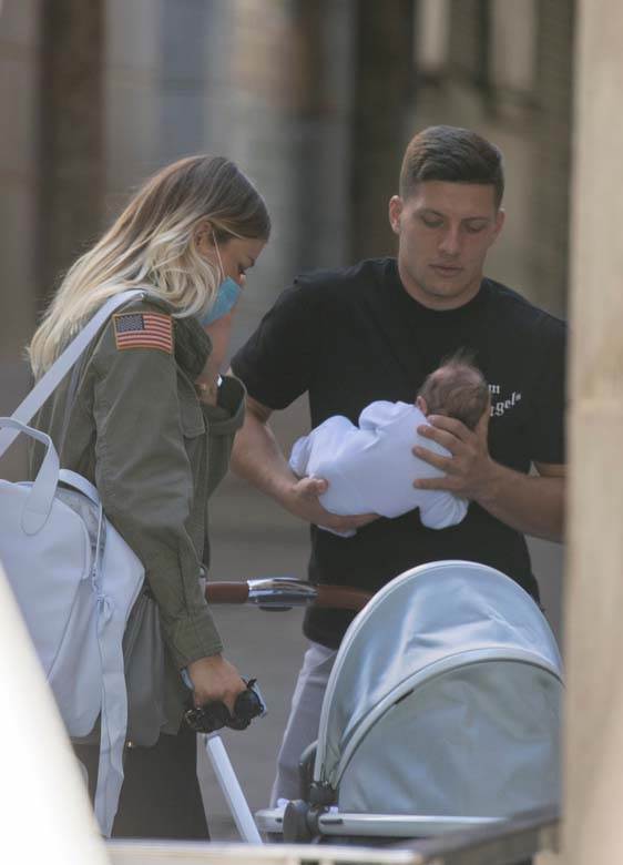 sofija milosevic dojenje mleko iz grudi slika predrasude