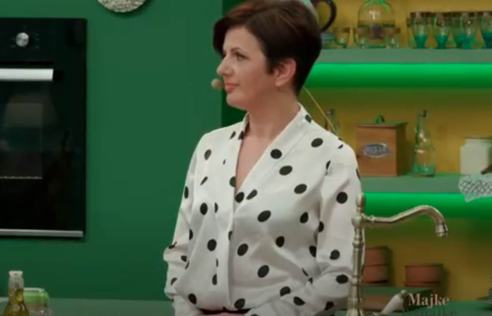 majke i snajke 14 epizoda seka aleksic dekolte