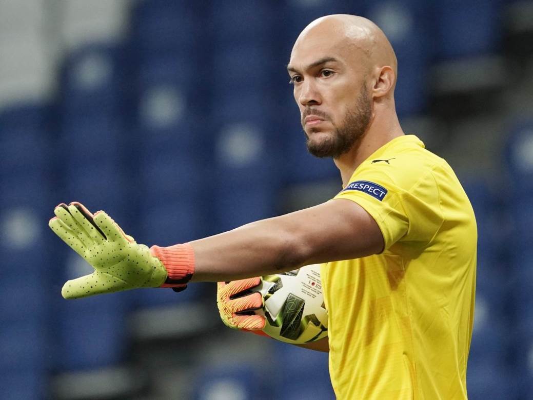 Marko Dmitrović potpisao za Espanjol