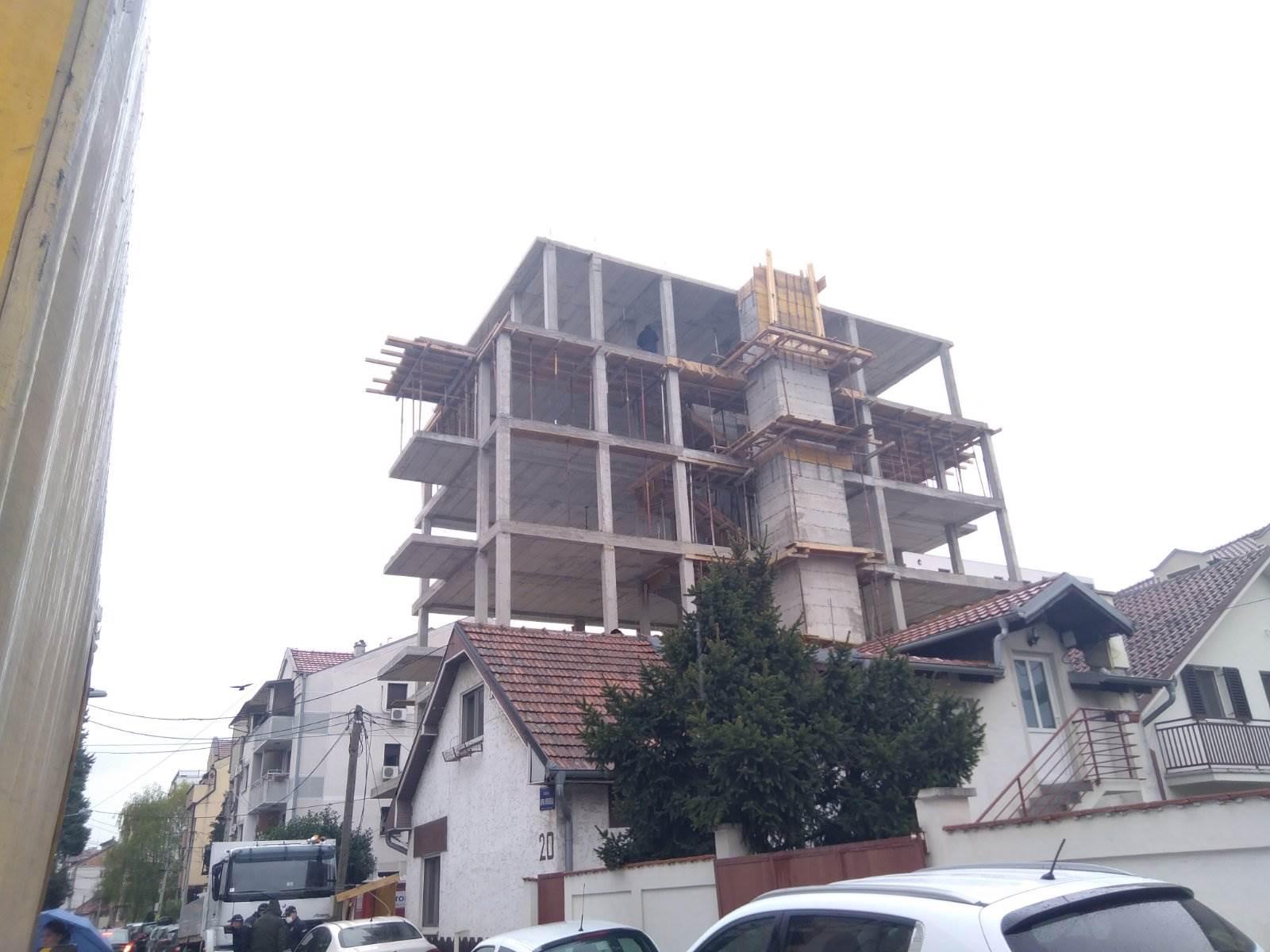 rusenje nelegalna gradnja djordja kratovca investitor hoce da skoci