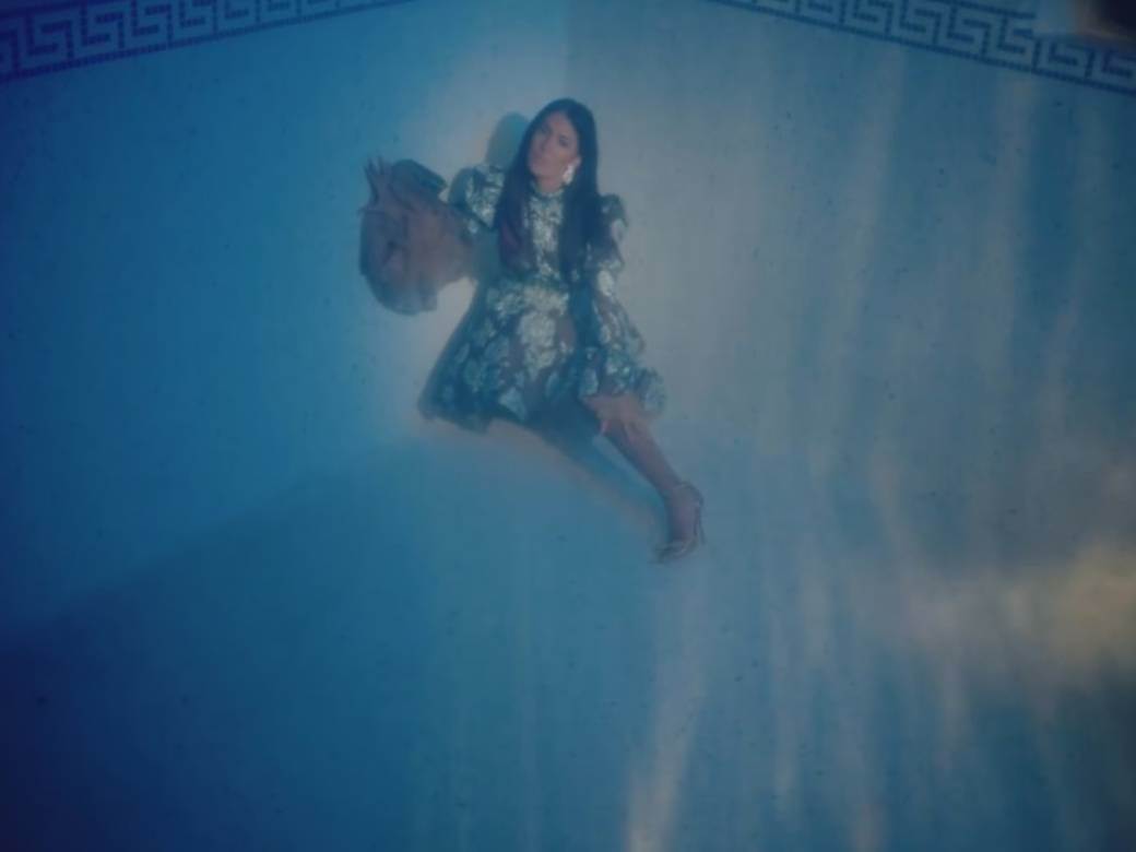 baba iz srpskog sela sminka transformacija filmska diva foto