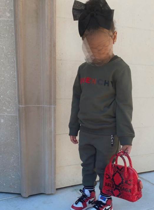 cardi b cerka kultura pokloni 29000 dolara