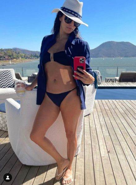 Eva Longorija u providnim cipelama