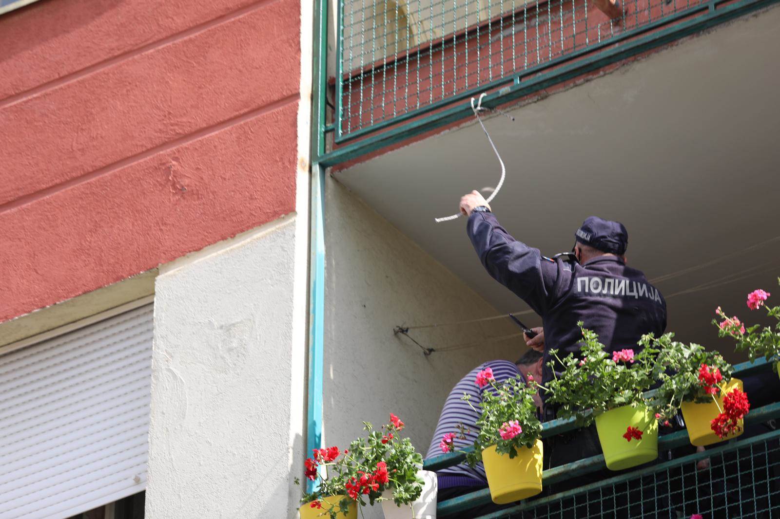 iseljenje pukovnik pokusao da se ubije drustvene mreze tvrdnje 