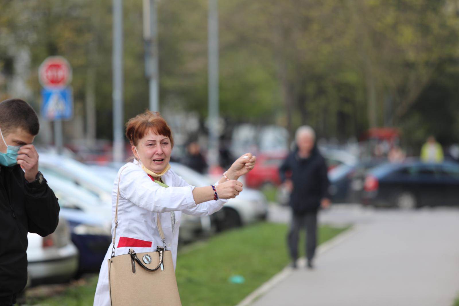 iseljenje pukovnik pokusao da se ubije drustvene mreze tvrdnje 