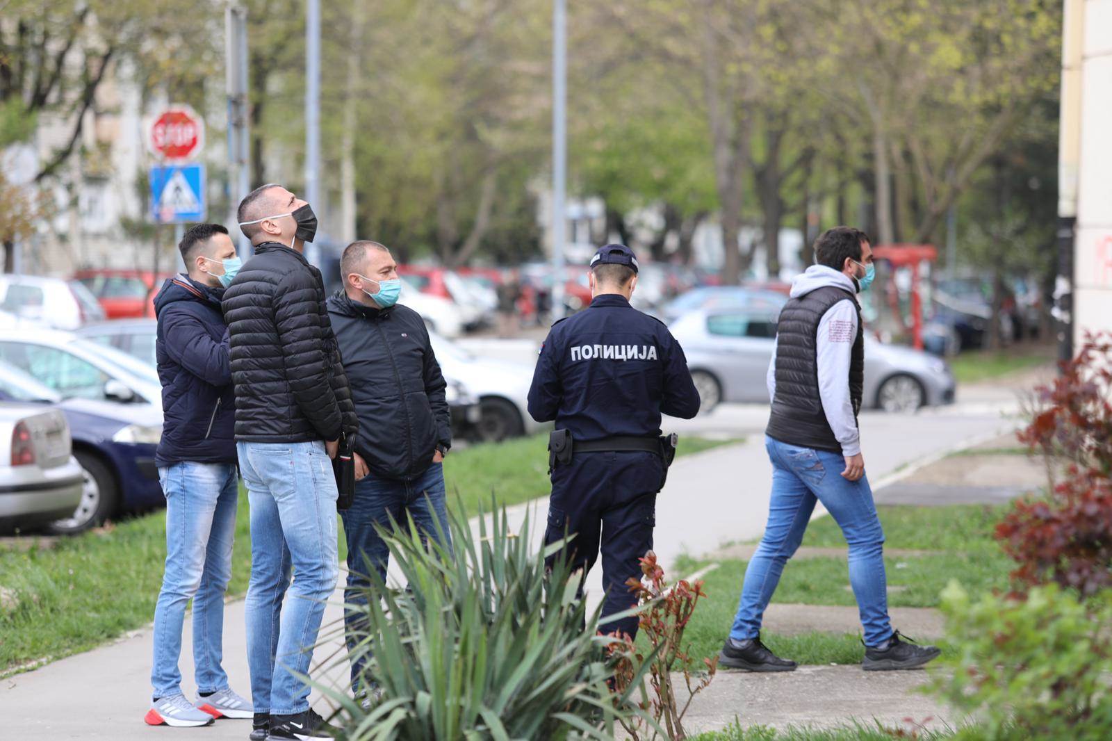 iseljenje pukovnik pokusao da se ubije drustvene mreze tvrdnje 