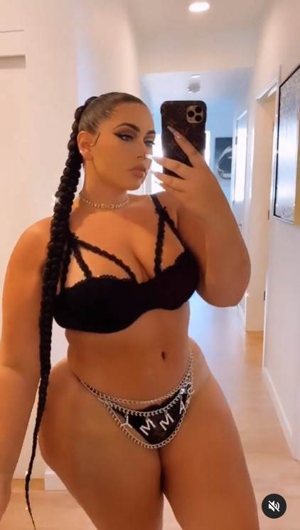 zena sa velikom zadnjicom sammy krieger plus size model fotografije