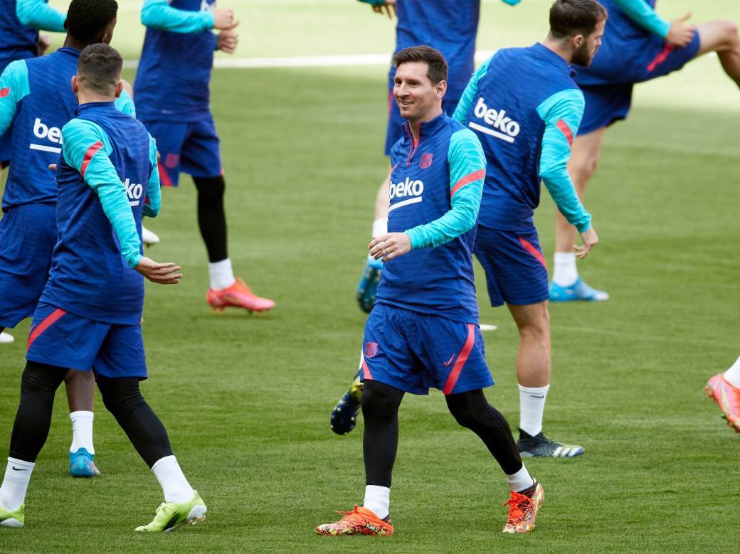 Zašto je Mesi otišao iz Barselone