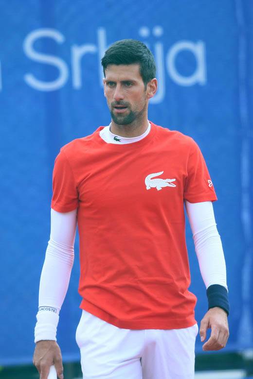 Dijana i Jelena Đoković ne sede jedna do druge na Serbia Openu