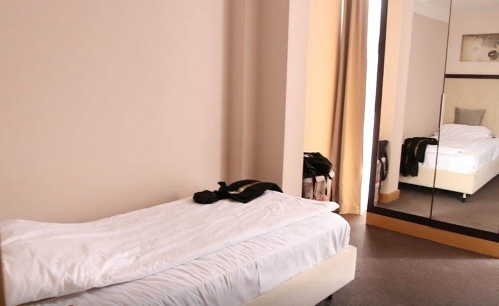 iseljenje pukovnik pokusao da se ubije drustvene mreze tvrdnje 