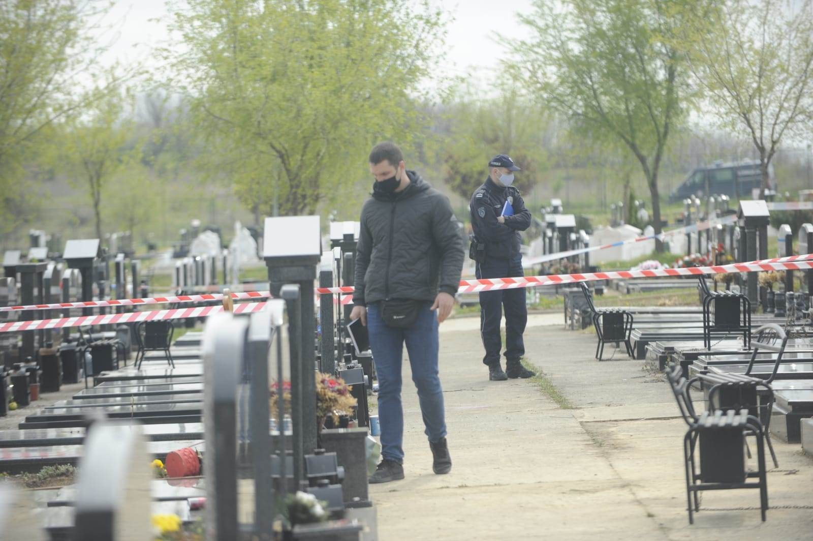 beograd groblje pucnjava lesce ranjen mladic tokom parastosa detalji