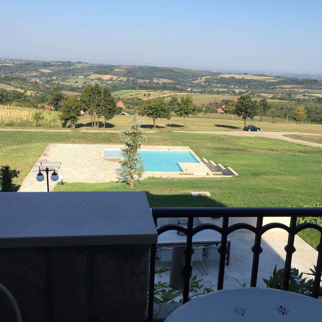 novak djokovic jelena vila imanje kosmaj foto galerija elena karaman