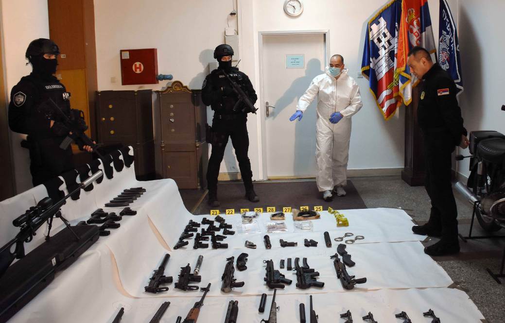 Otključani telefoni Velje Nevolje i otkrivene prepiske