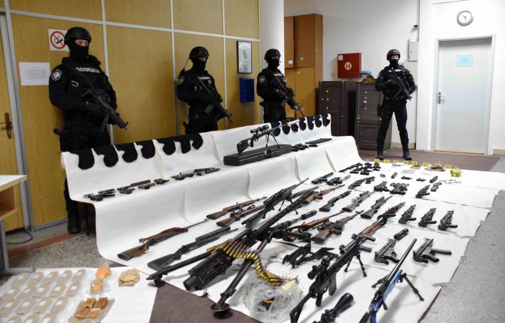 Otključani telefoni Velje Nevolje i otkrivene prepiske