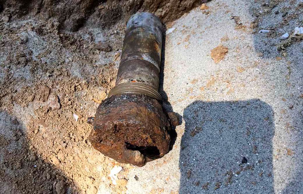 banovo brdo bomba evakuacija uhapsen britanac