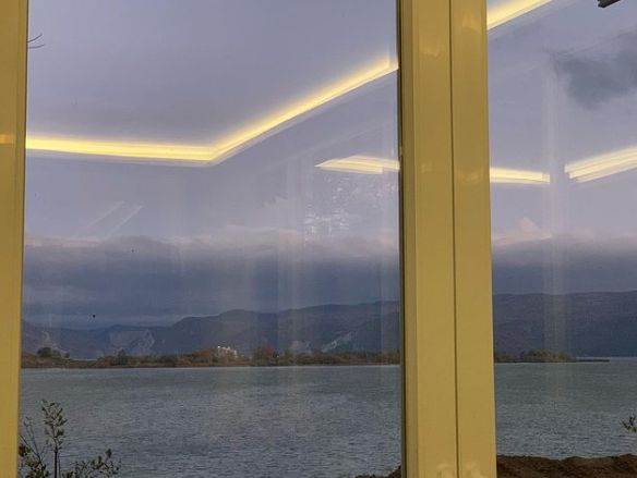 Kako izgleda žena Ace Amadeusa koju je ošišao i izbacio na ulicu bez ičega?