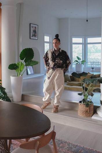 kajri irving kelani paris bivsa devojka lezbejka