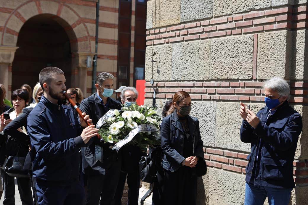 milos sobajic sahrana slikar novo groblje