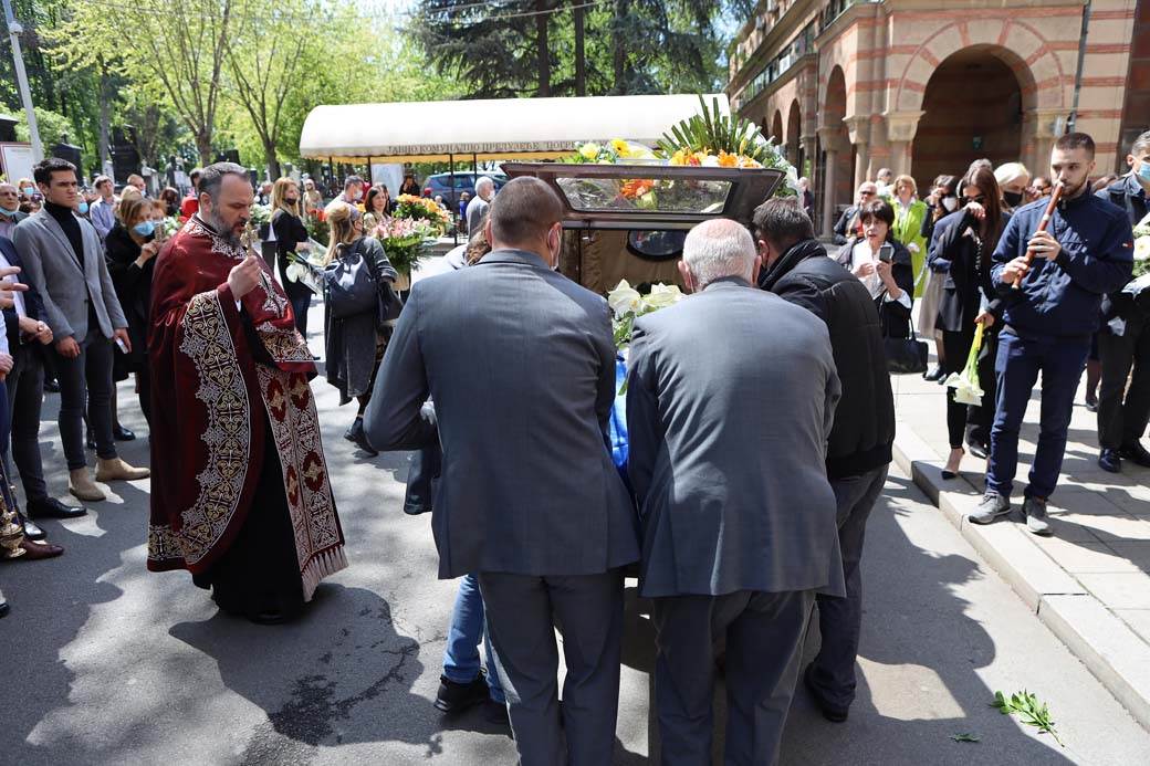 milos sobajic sahrana slikar novo groblje
