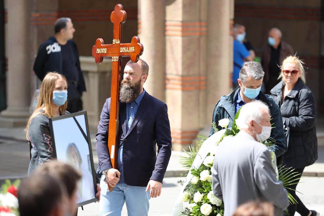 milos sobajic sahrana slikar novo groblje