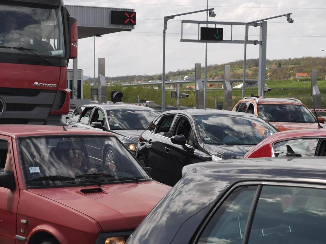 guzva na autoputu milos veliki praznici