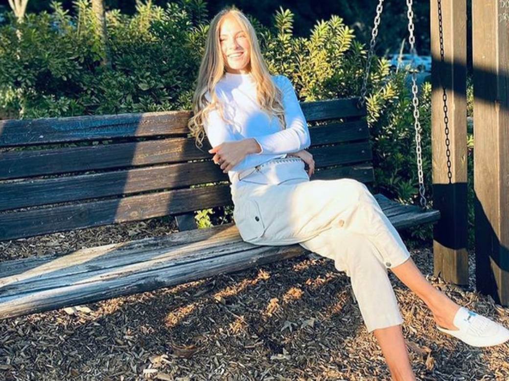 darija klisina atleticarka eskort dama ponuda 200 hiljada evra foto