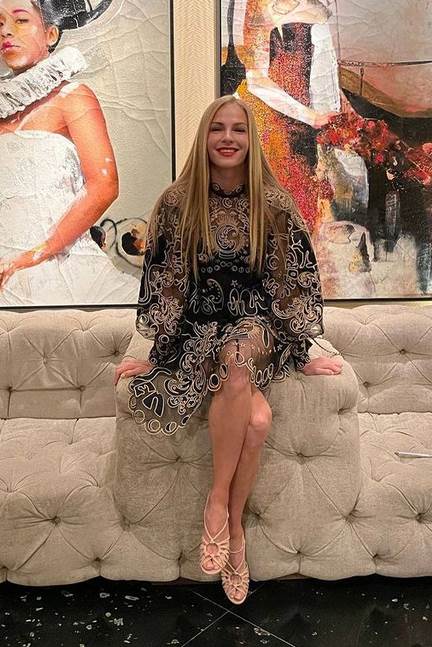 darija klisina atleticarka eskort dama ponuda 200 hiljada evra foto