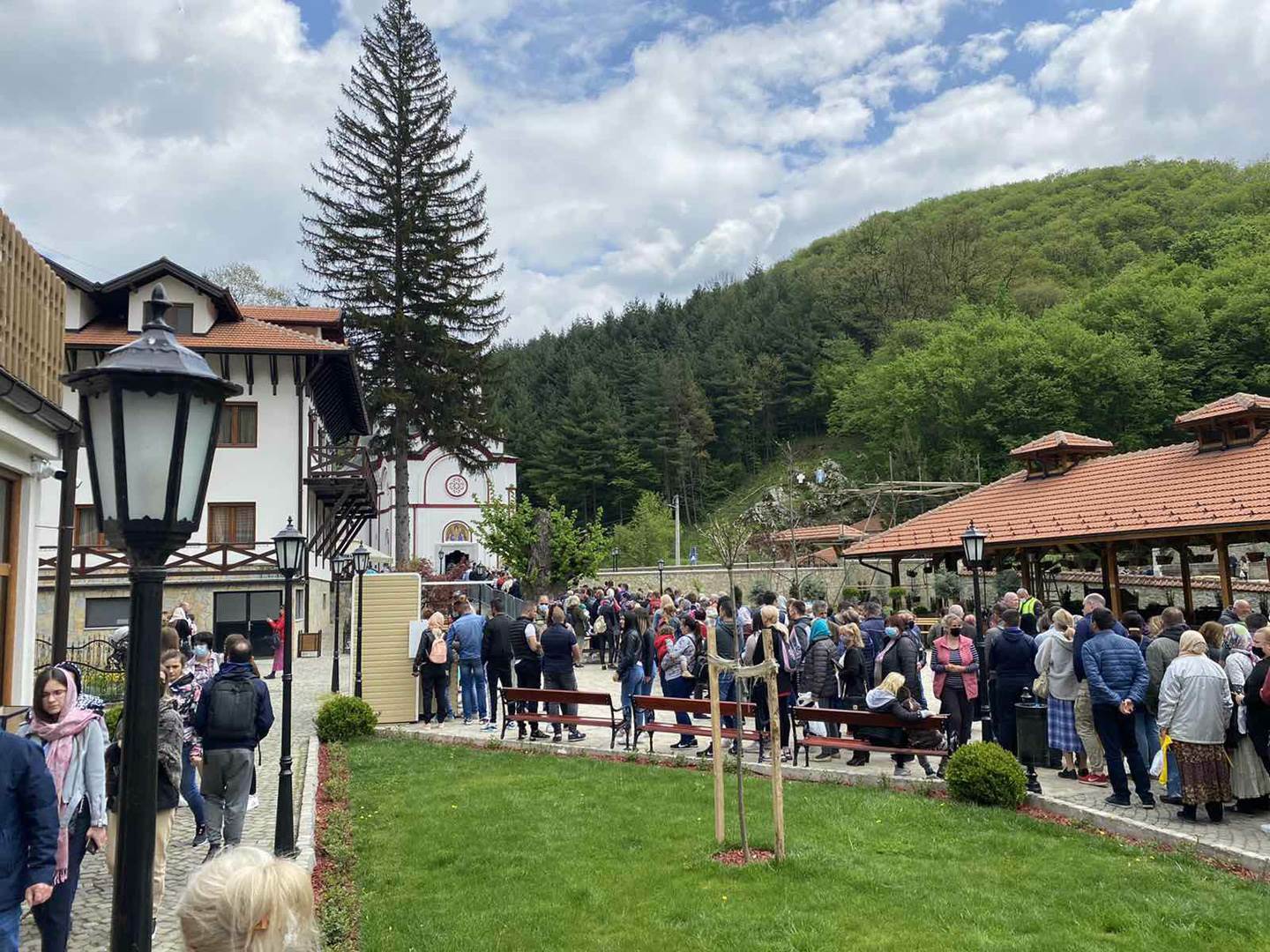 manastir tumane guzve vernici fotografija