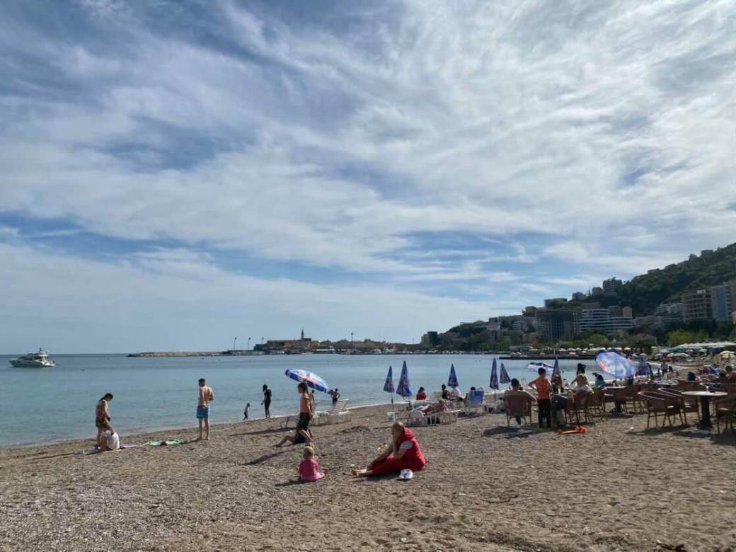 crna gora srbi more praznici uskrs prvi maj budva foto 