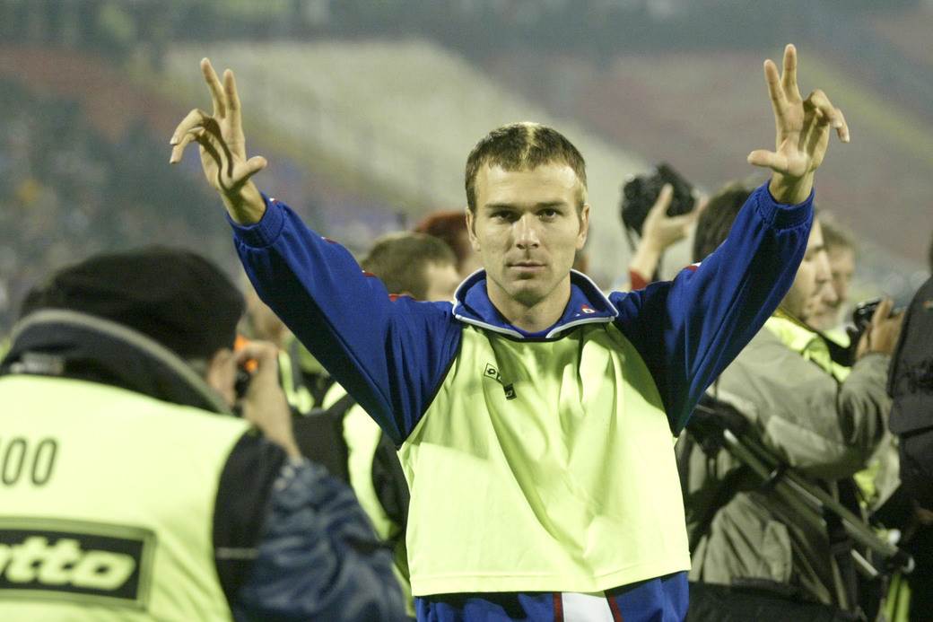 Danijel Ljuboja promenio imidž, pustio bradu i dugu kosu