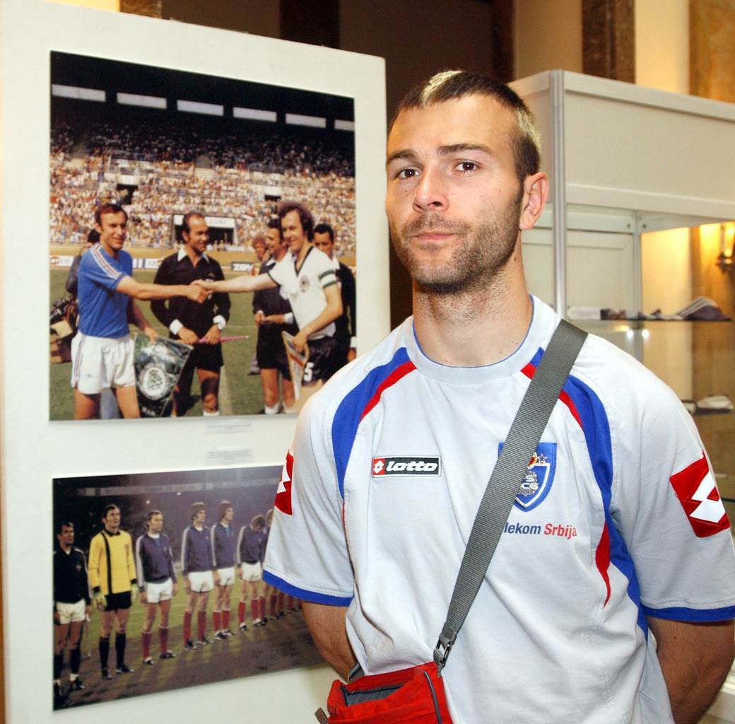 Danijel Ljuboja promenio imidž, pustio bradu i dugu kosu