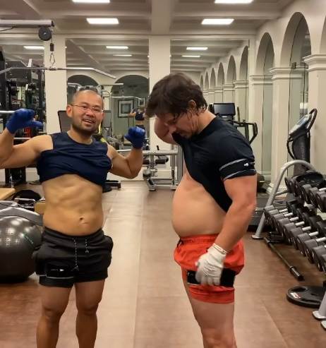 mark valberg ugojio se 10 kila za tri nedelje 