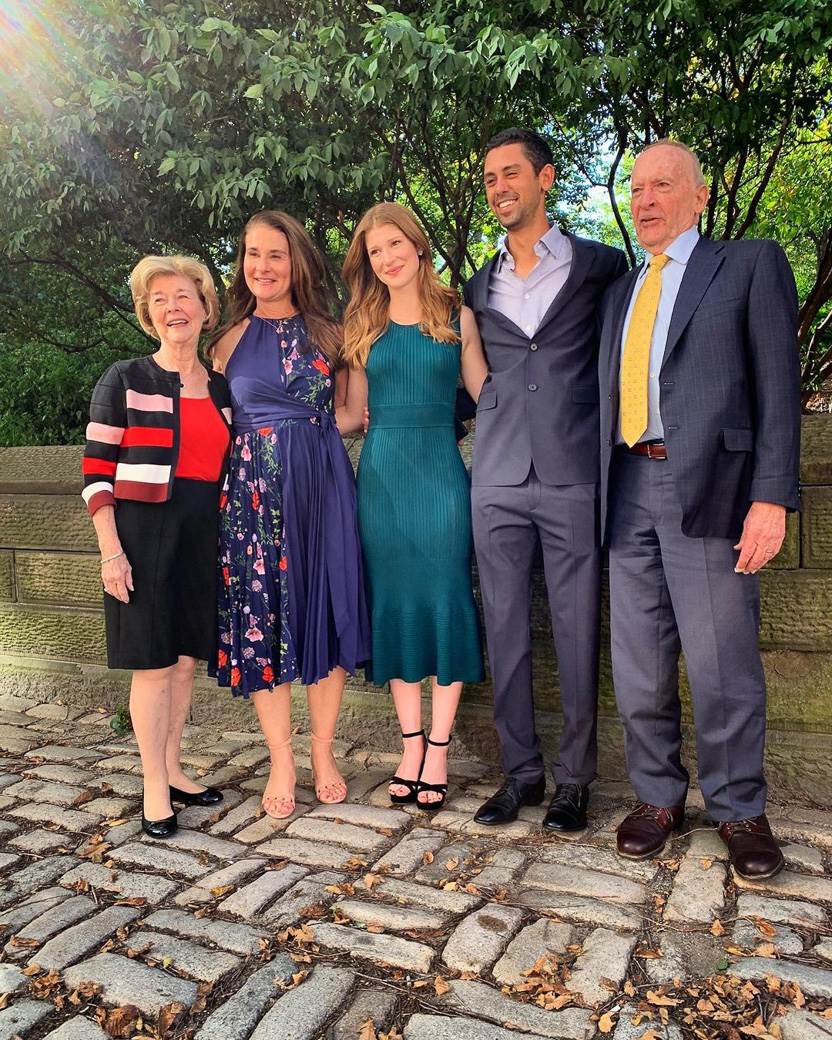 bil gejts razvod cerka dzenifer se oglasila instagram foto