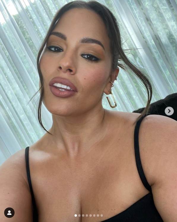 Plus sajz model Ešli Grejem smršala