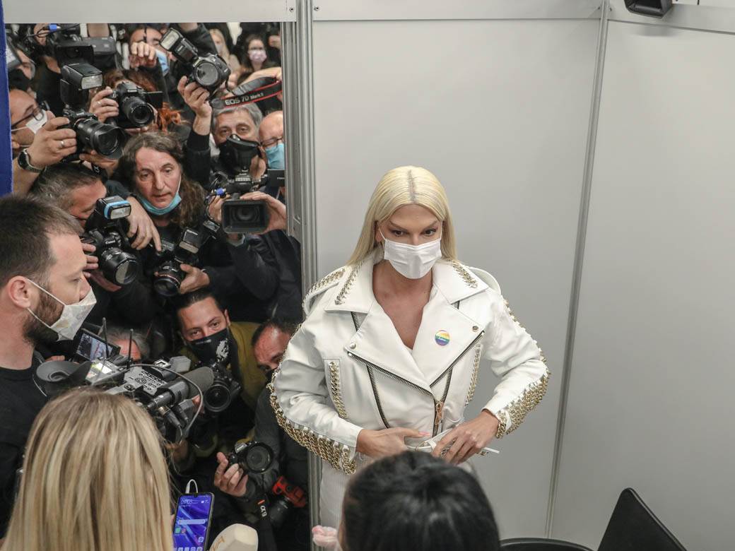 jelena karleusa mmr vakcina deca