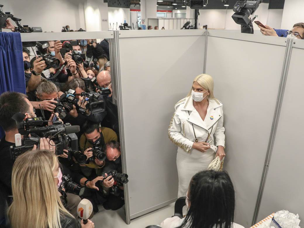 jelena karleusa mmr vakcina deca