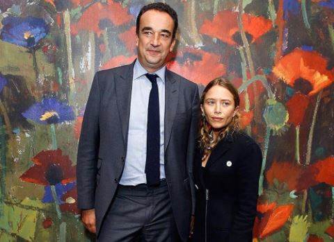 Meri Kejt Olsen 17 godina stariji brat francuskog predsednika napravio pakao od života