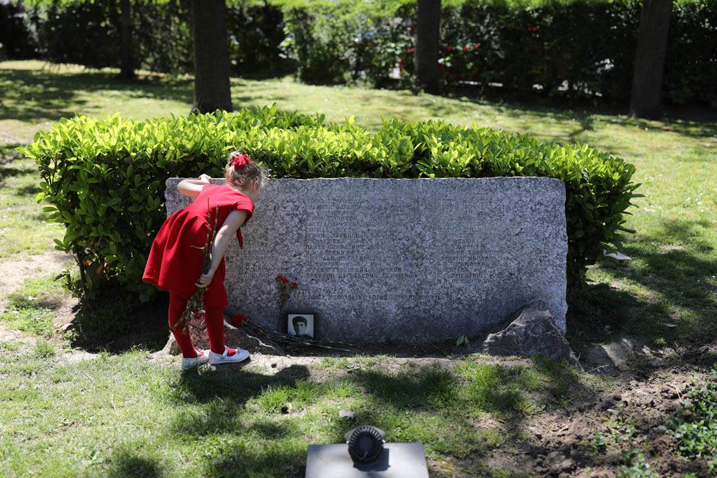 beograd dan pobede proslava vatromet video snimak